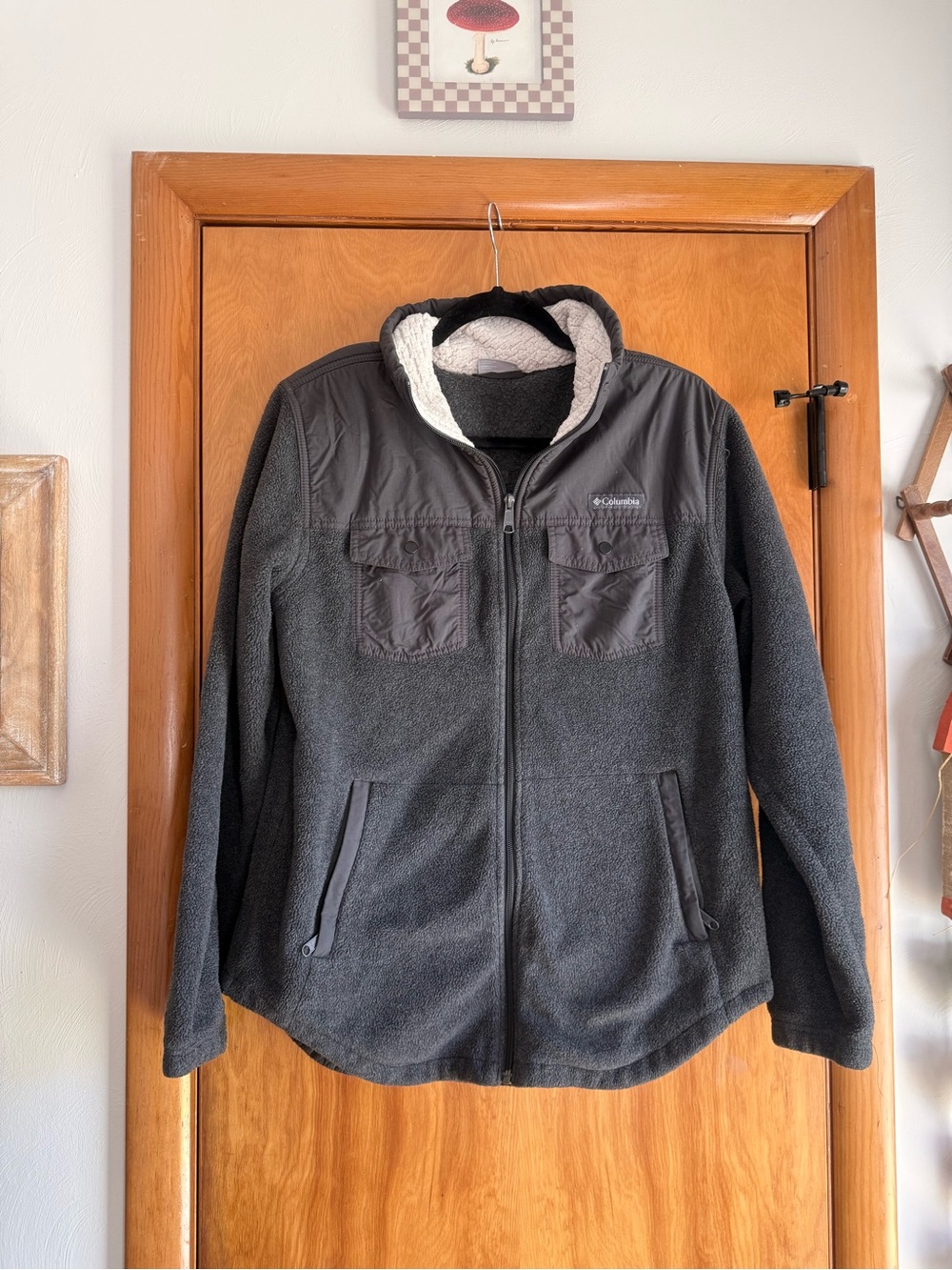 Columbia Women's Black Sherpa-Lined Lightweight Jacket
